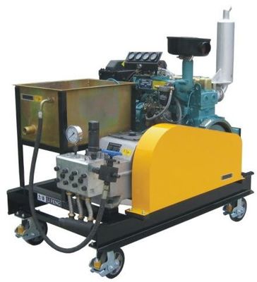 impulsión del motor diesel de la lavadora de la presión de Hydroblaster de la máquina del arenador del agua 15000psi
