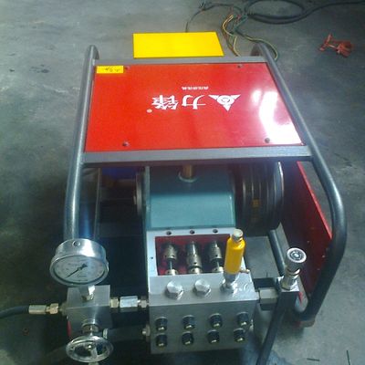 Limpiezas industriales de alta presión de 320 bar